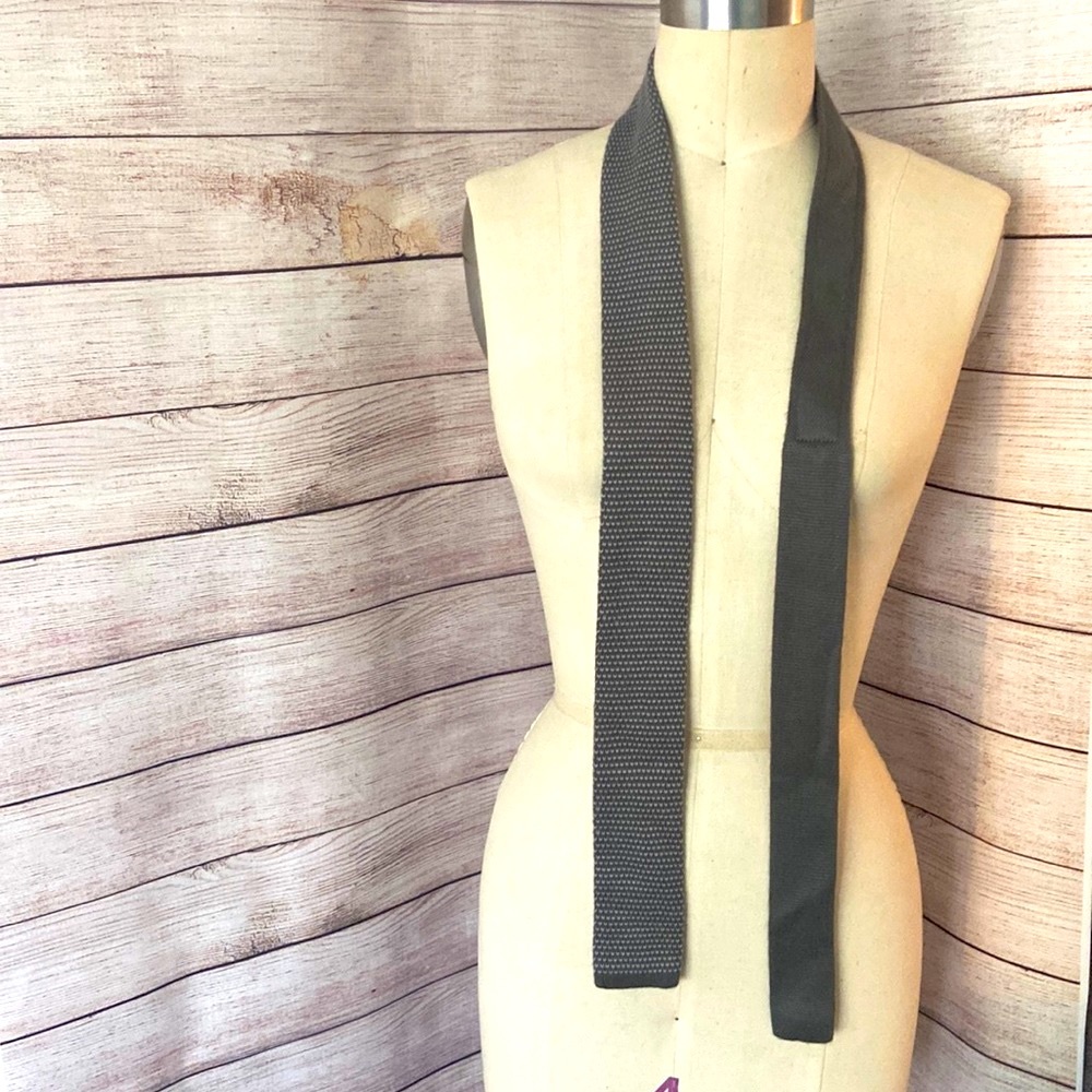 Knit Tie Grey
